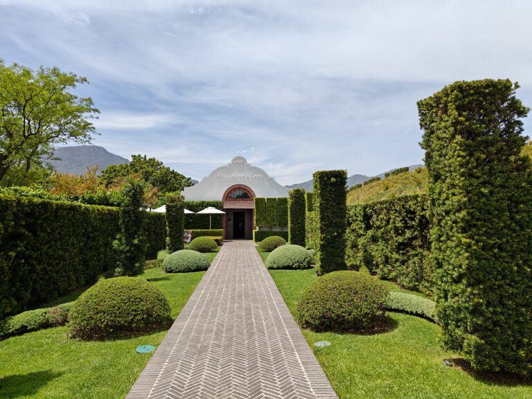 Leeu Passant winery Franschhoek project Mullineux entrance garden