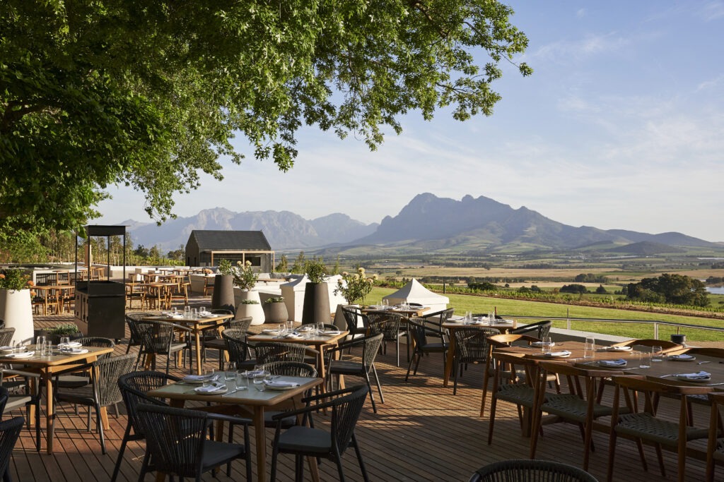 Vondeling winery Paarl tasting Vrymansfontein view wine